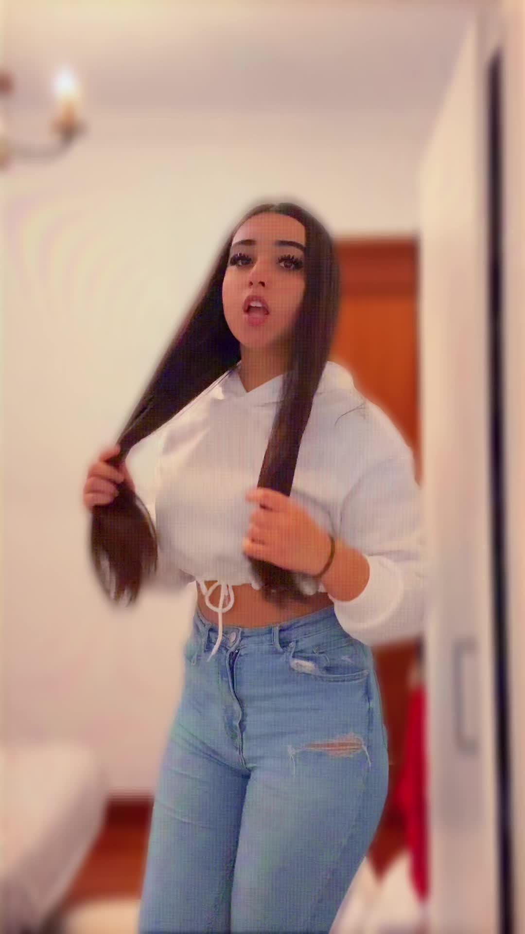 @𝓑𝓪𝓶𝓫𝔂💙