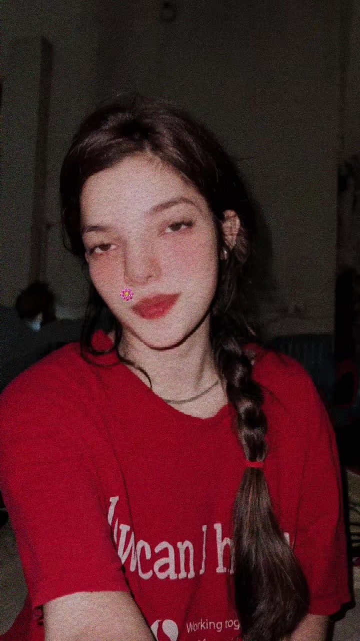 @Nisha🥰