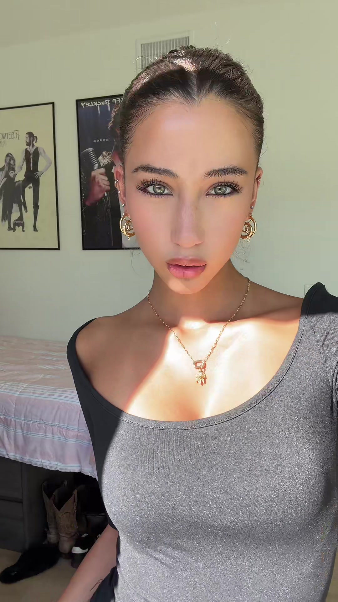@Aiyana