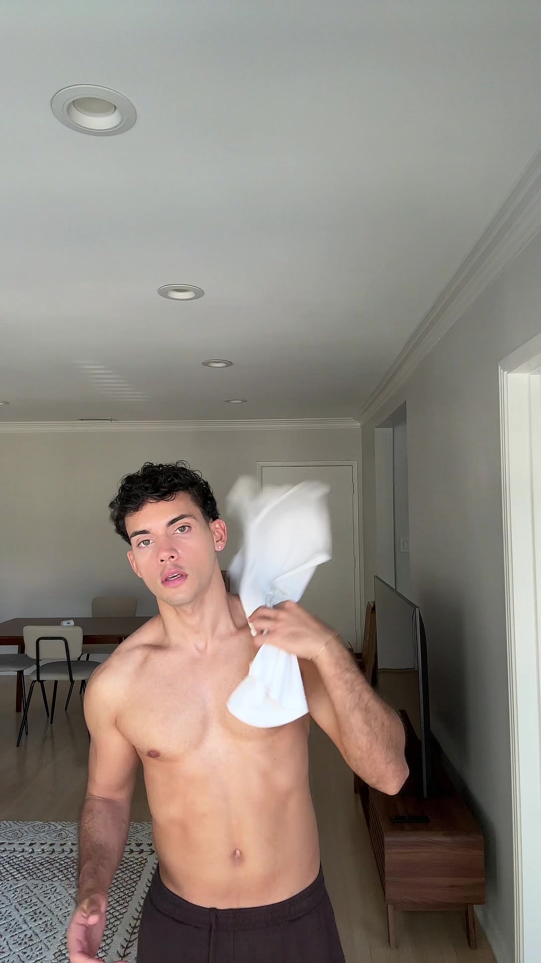 @antonio_bisoux