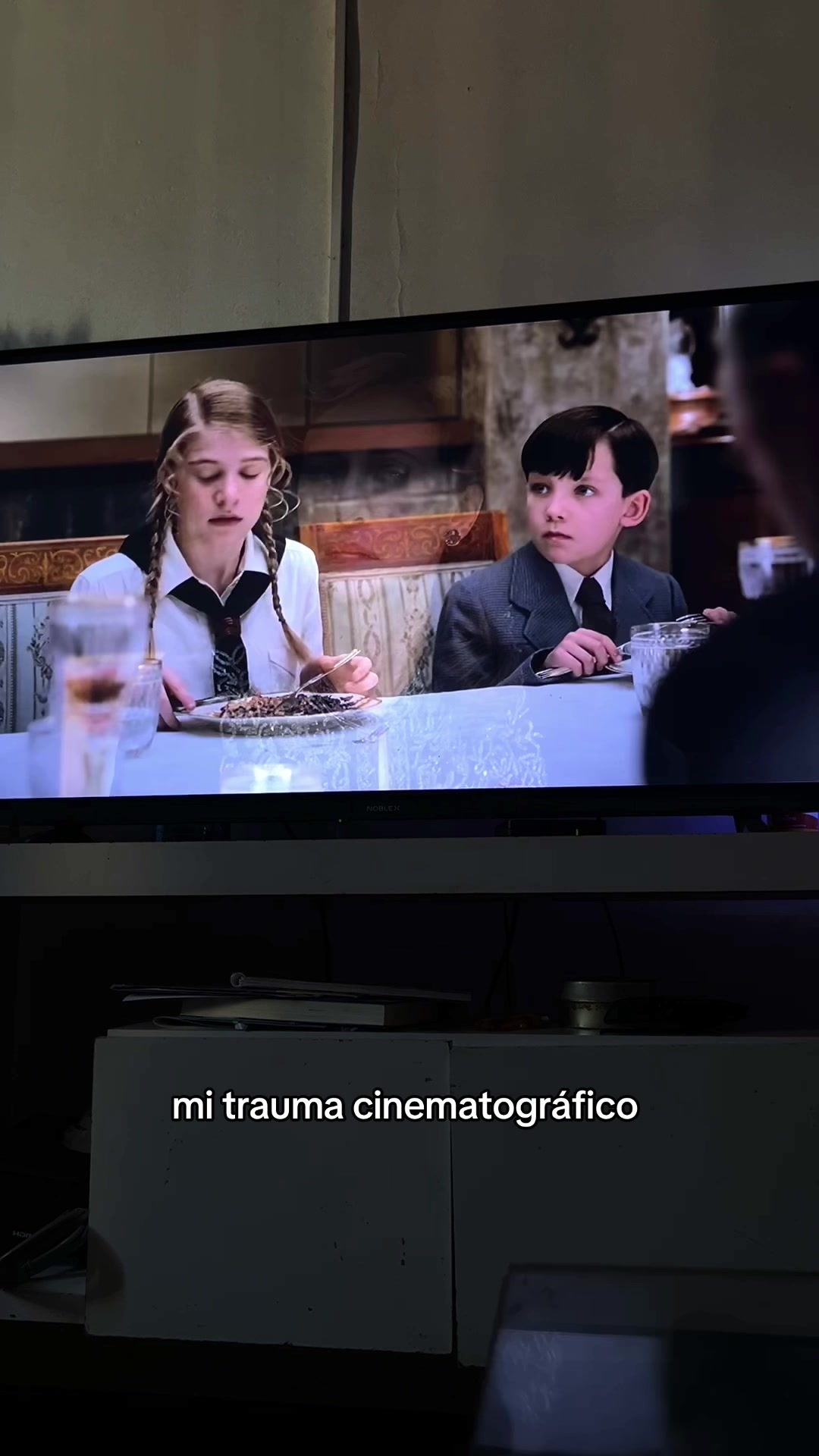 @Josefina
