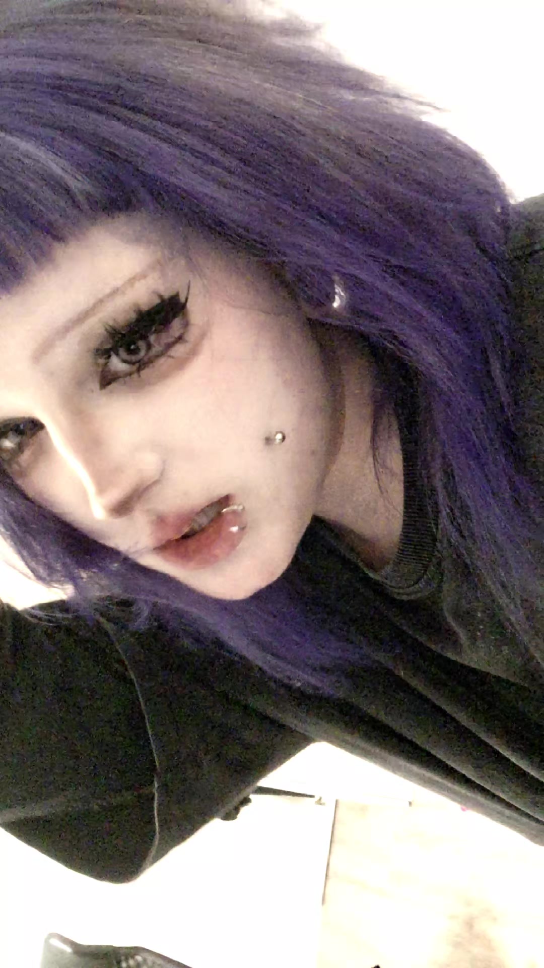 @系 д3sтruстi0n