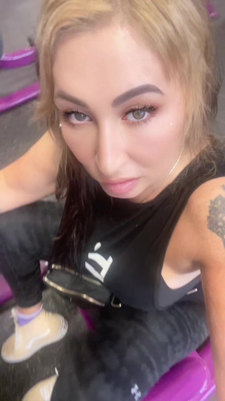 @Italiangirl🇮🇹native🇨🇦🇨🇦