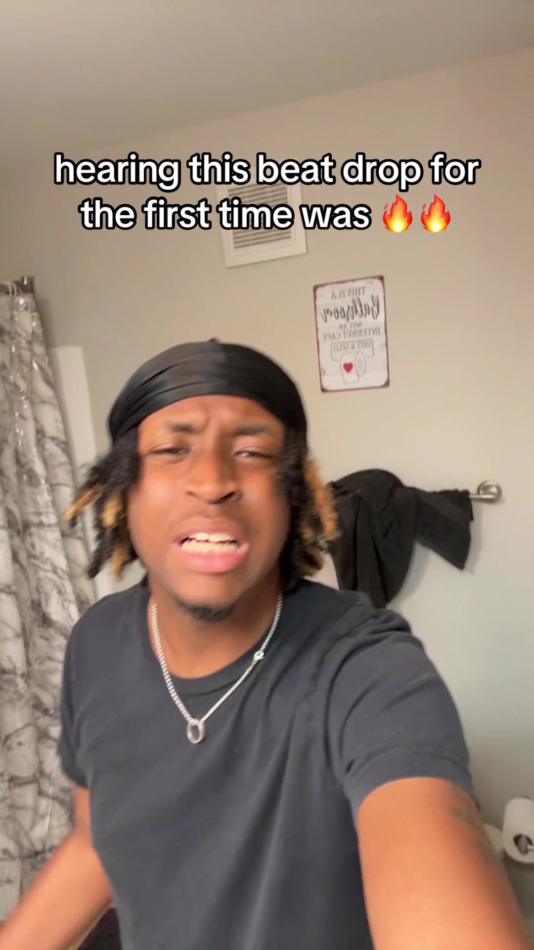 @Jay🦇