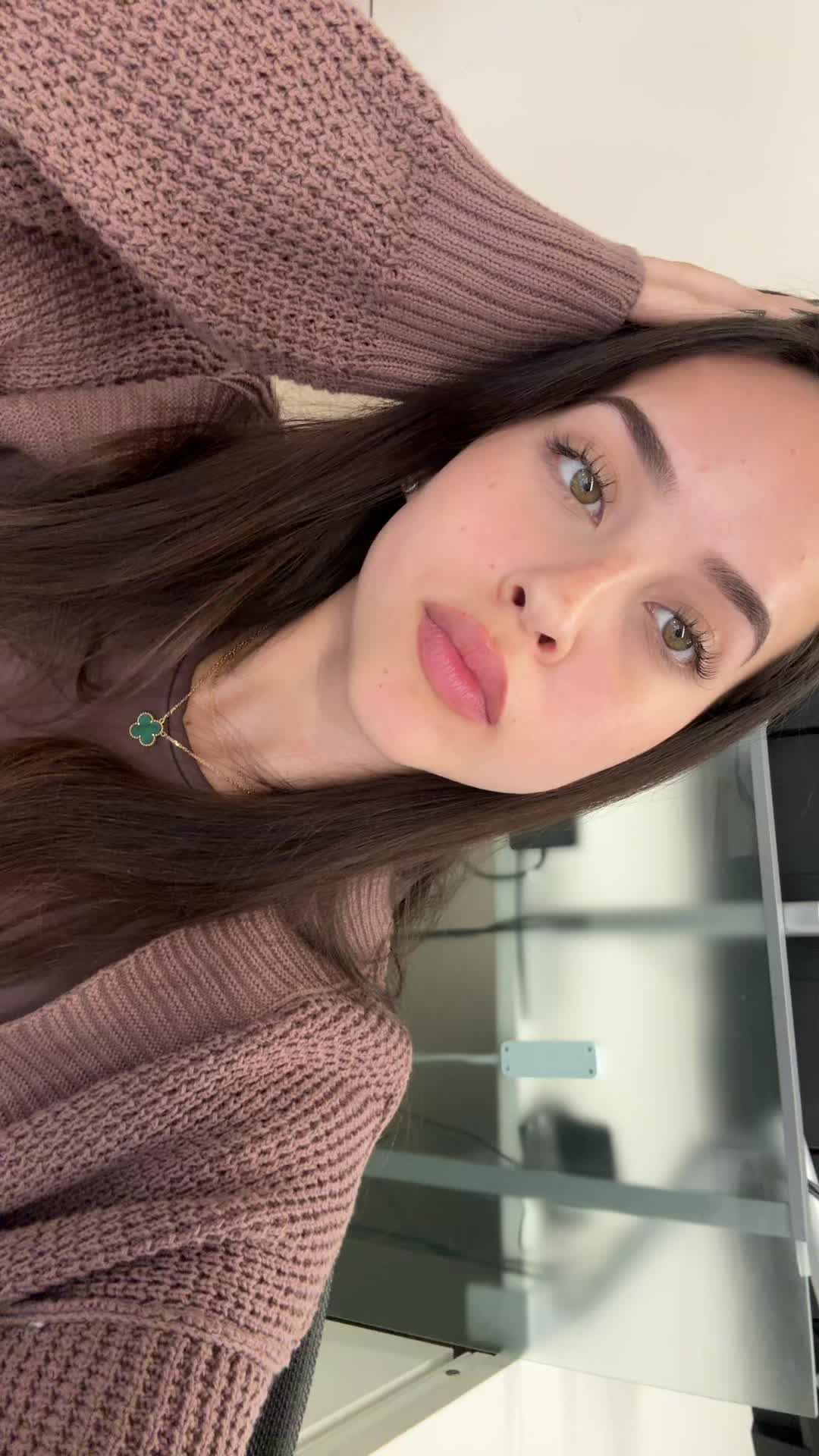 @mellmarquezz