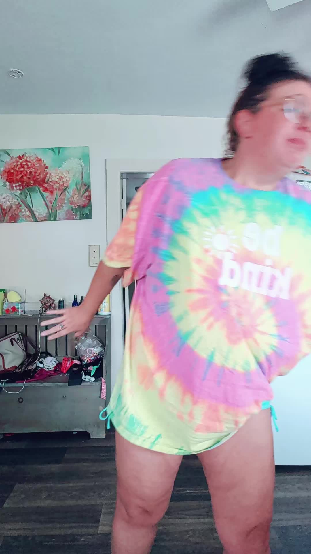 @Chellyissomewhere710