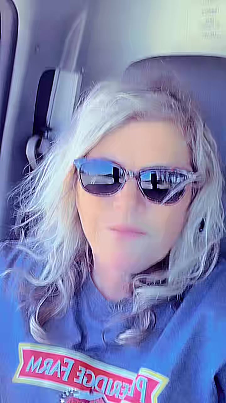 @DropDeadKirri