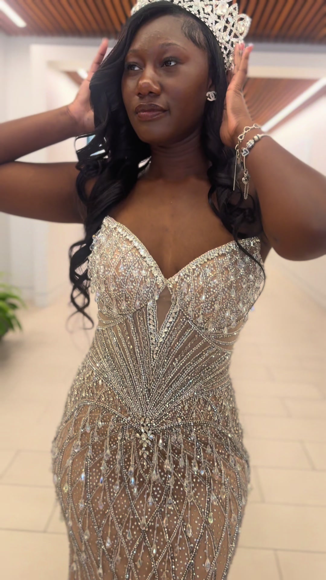 @LadyStrutGowns