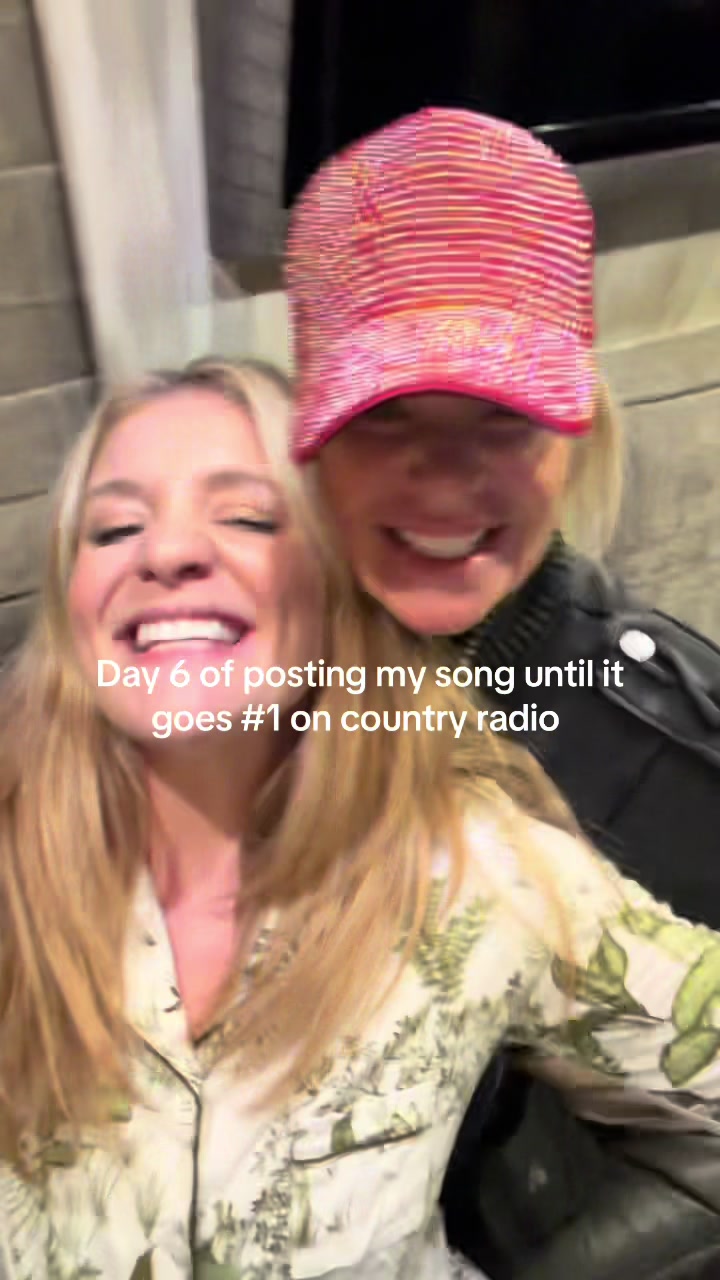 @Lauren Alaina