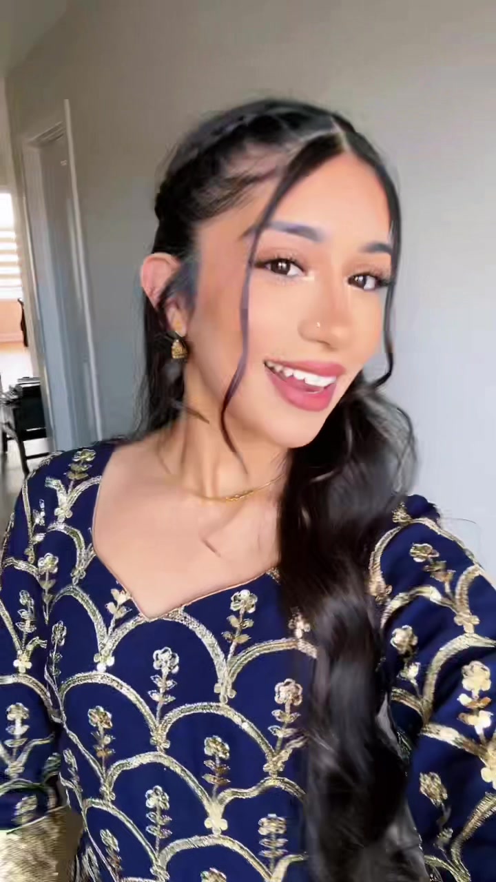 @𝒥
