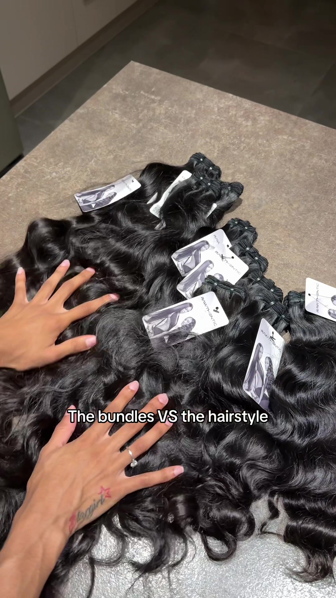 @RAWTHENTIC HAIR.