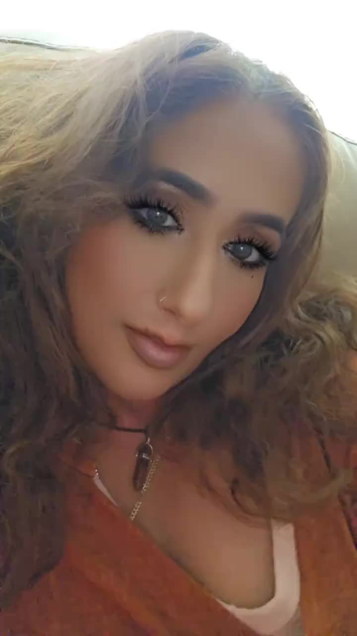 @Sabrina