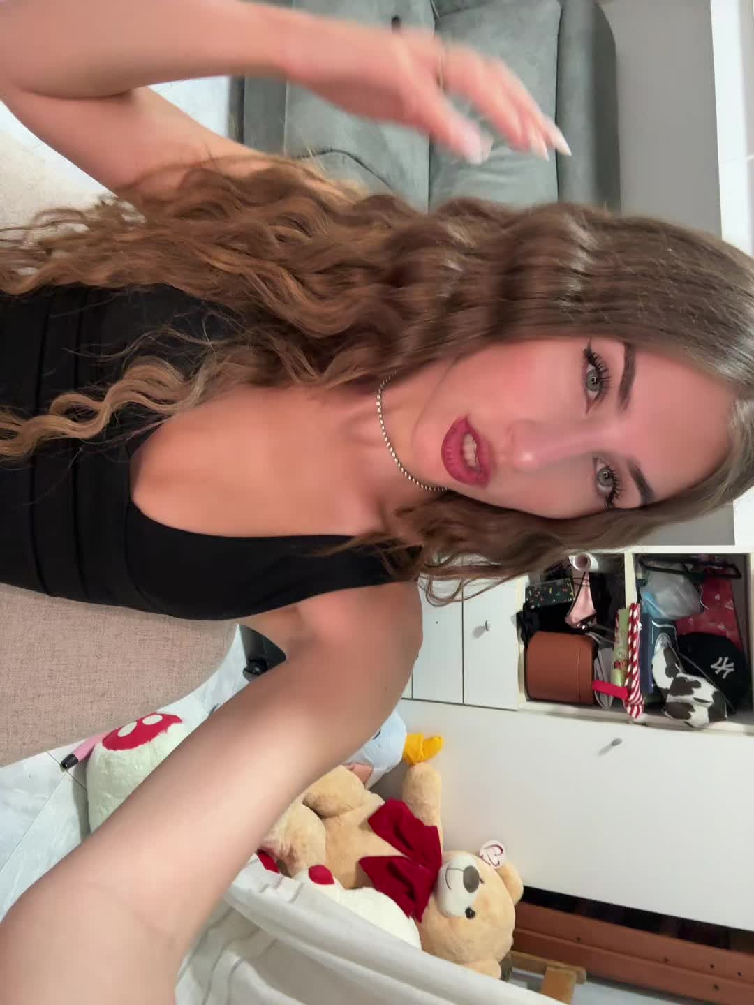 @claudia🪬