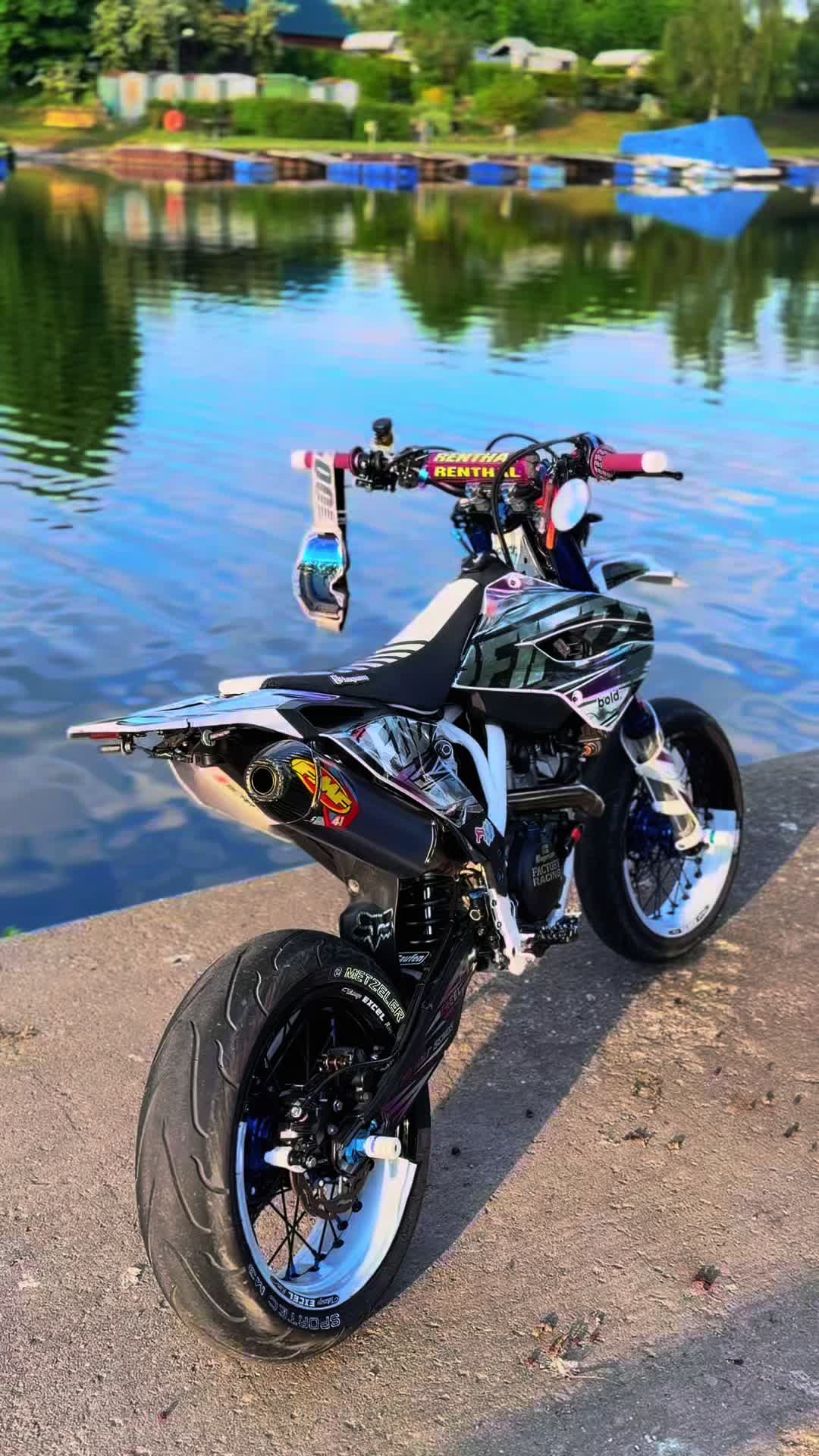 @Joni_moto