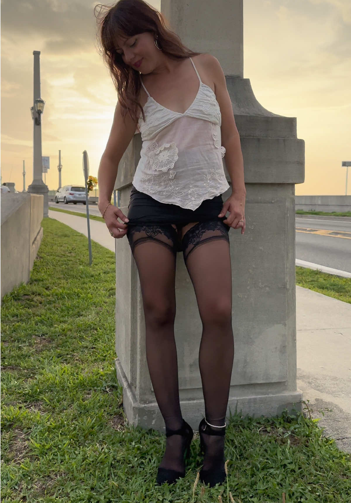 @SheerNylonsKitten