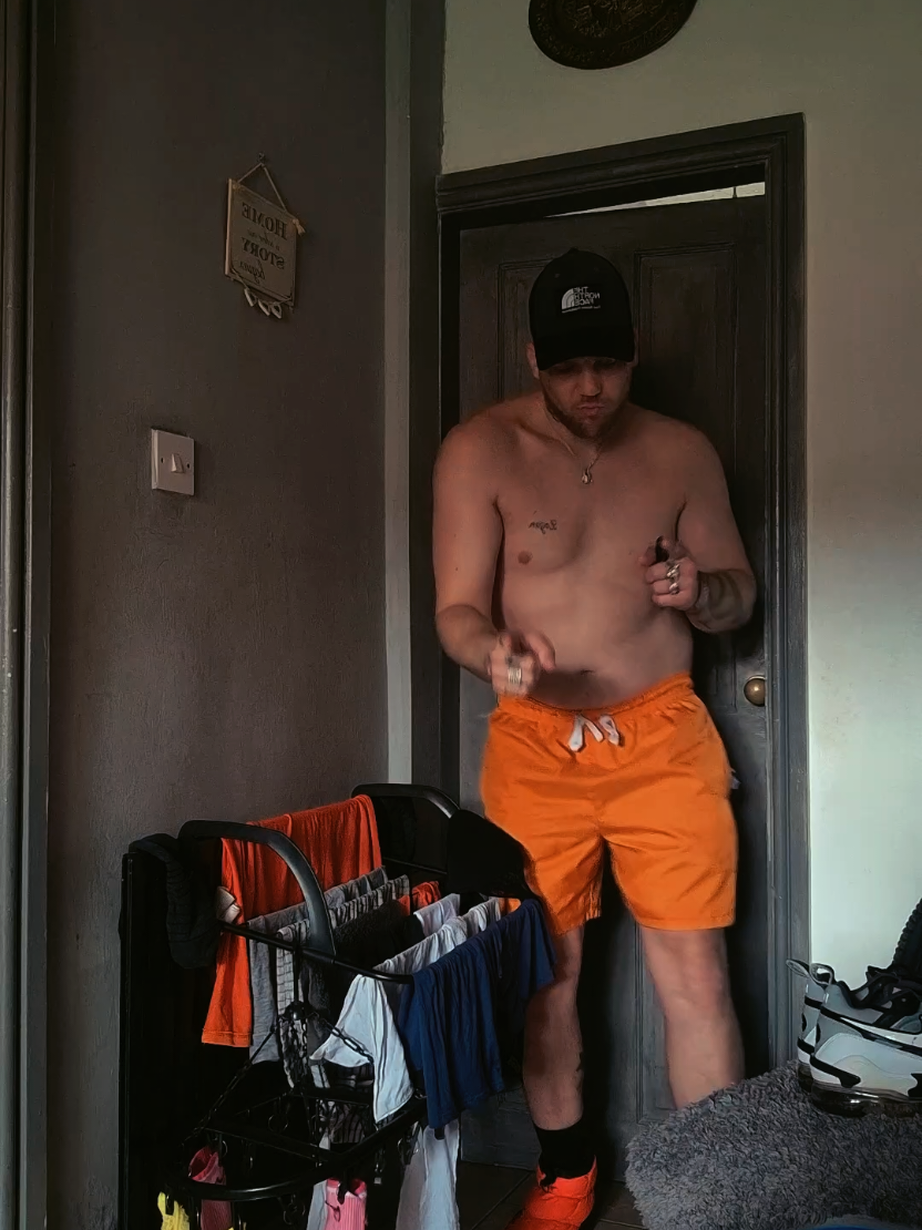 @fullgrown.I_D_I_O_T