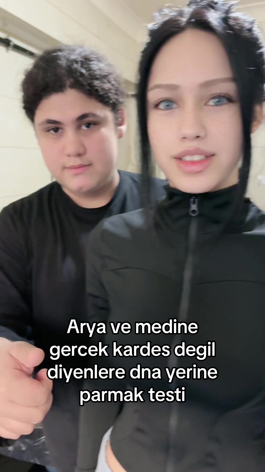 @arya 🐈⬛
