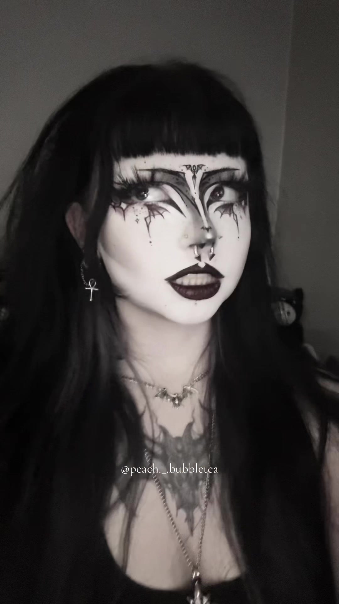 @Julie🕷️
