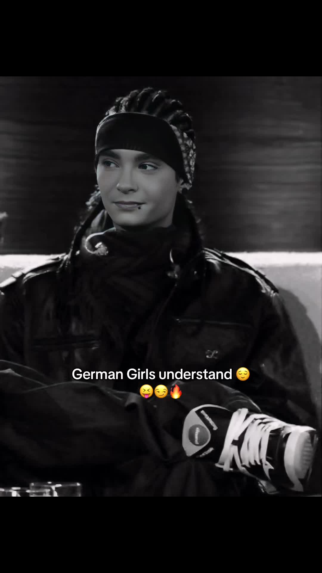 @🤎