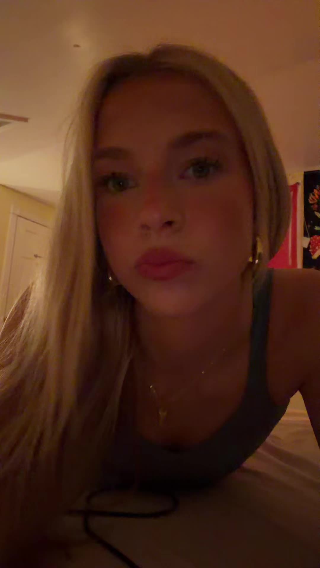 @leigh.nickerson