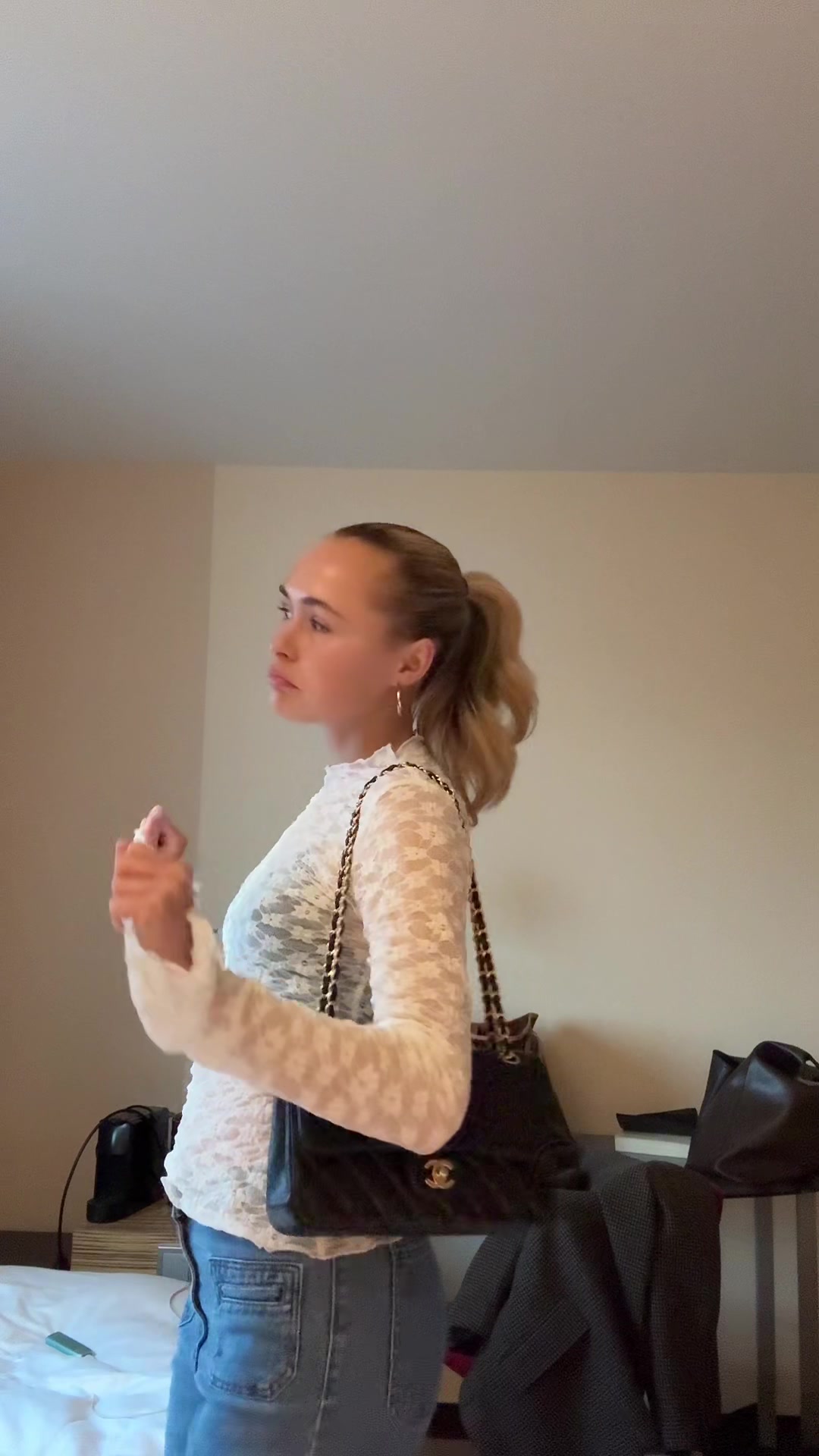 @Anni