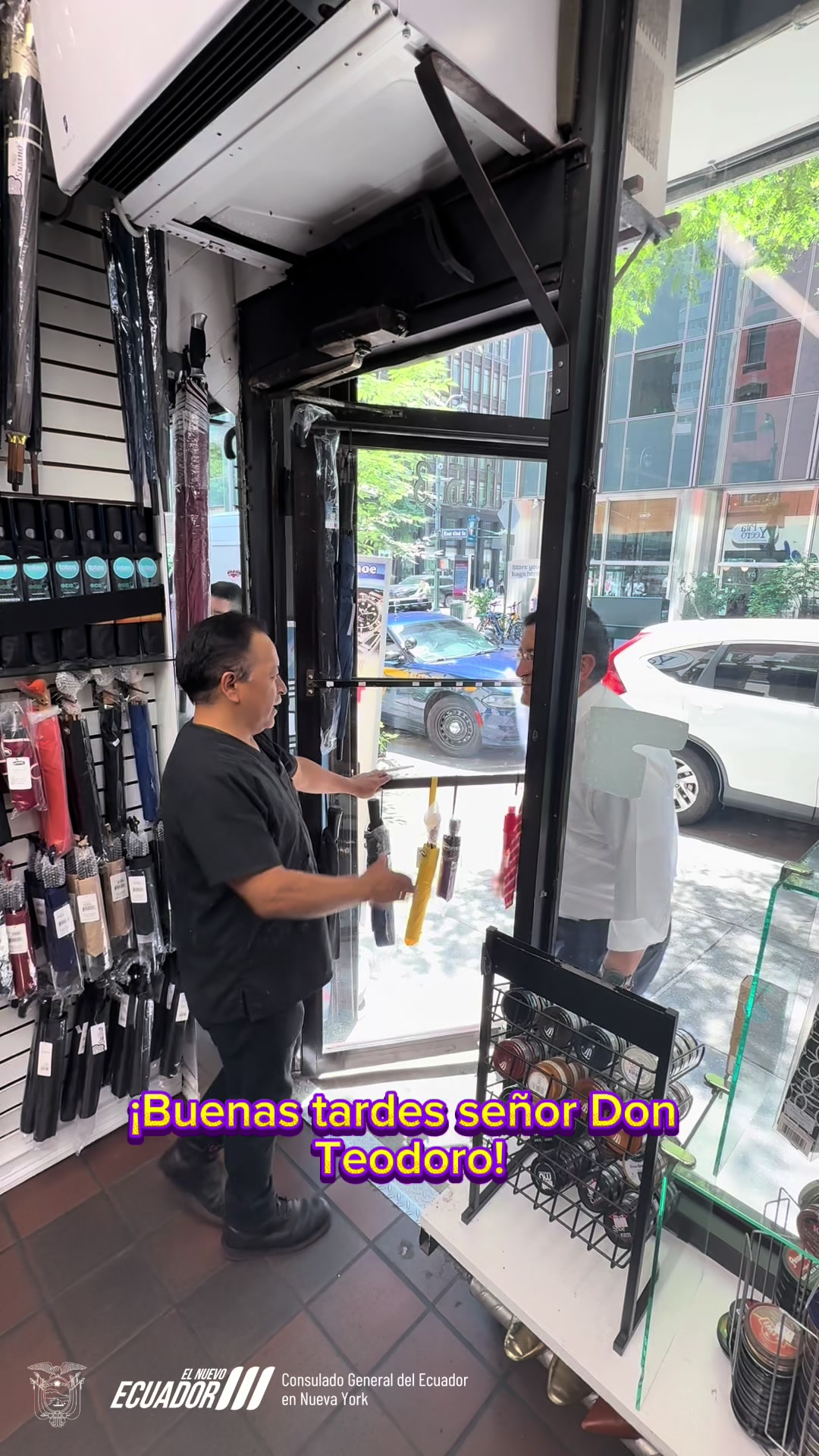 @Consulado del Ecuador en NY