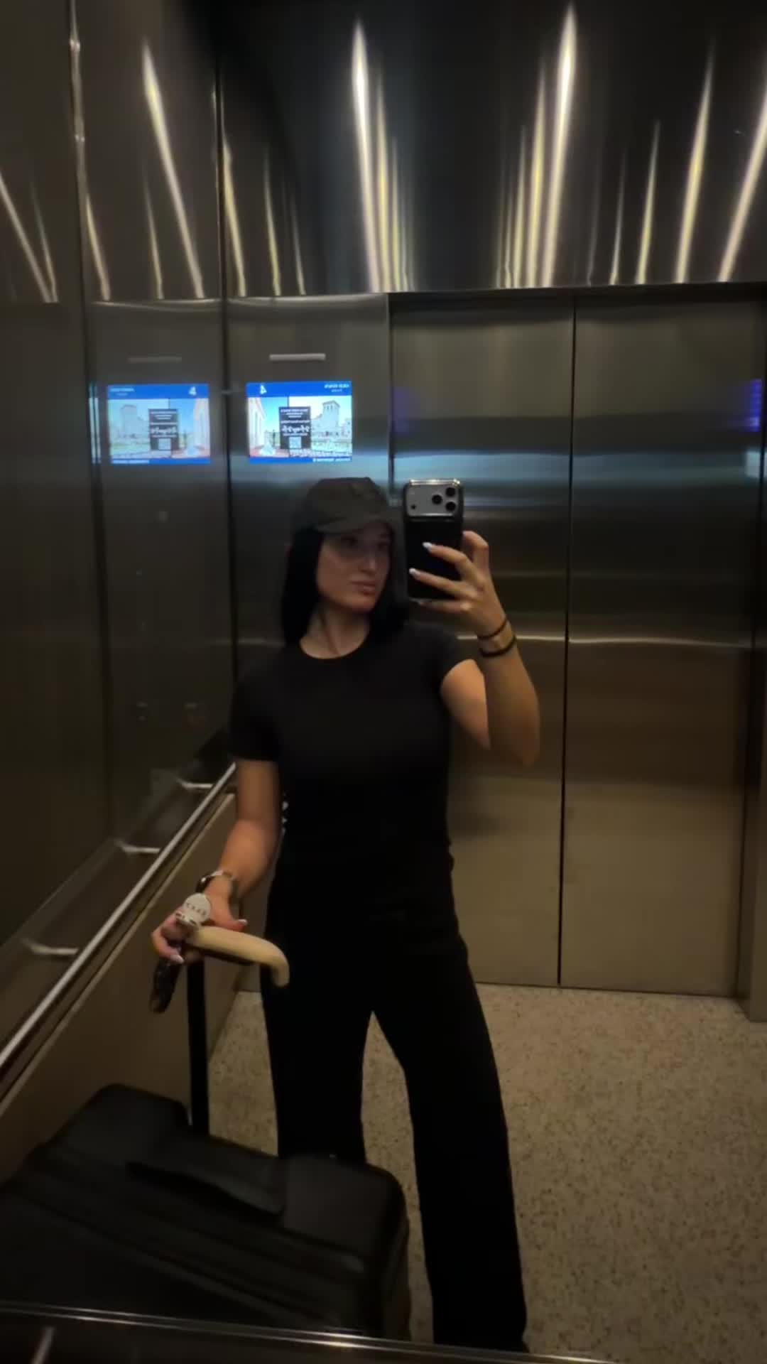 @Gia