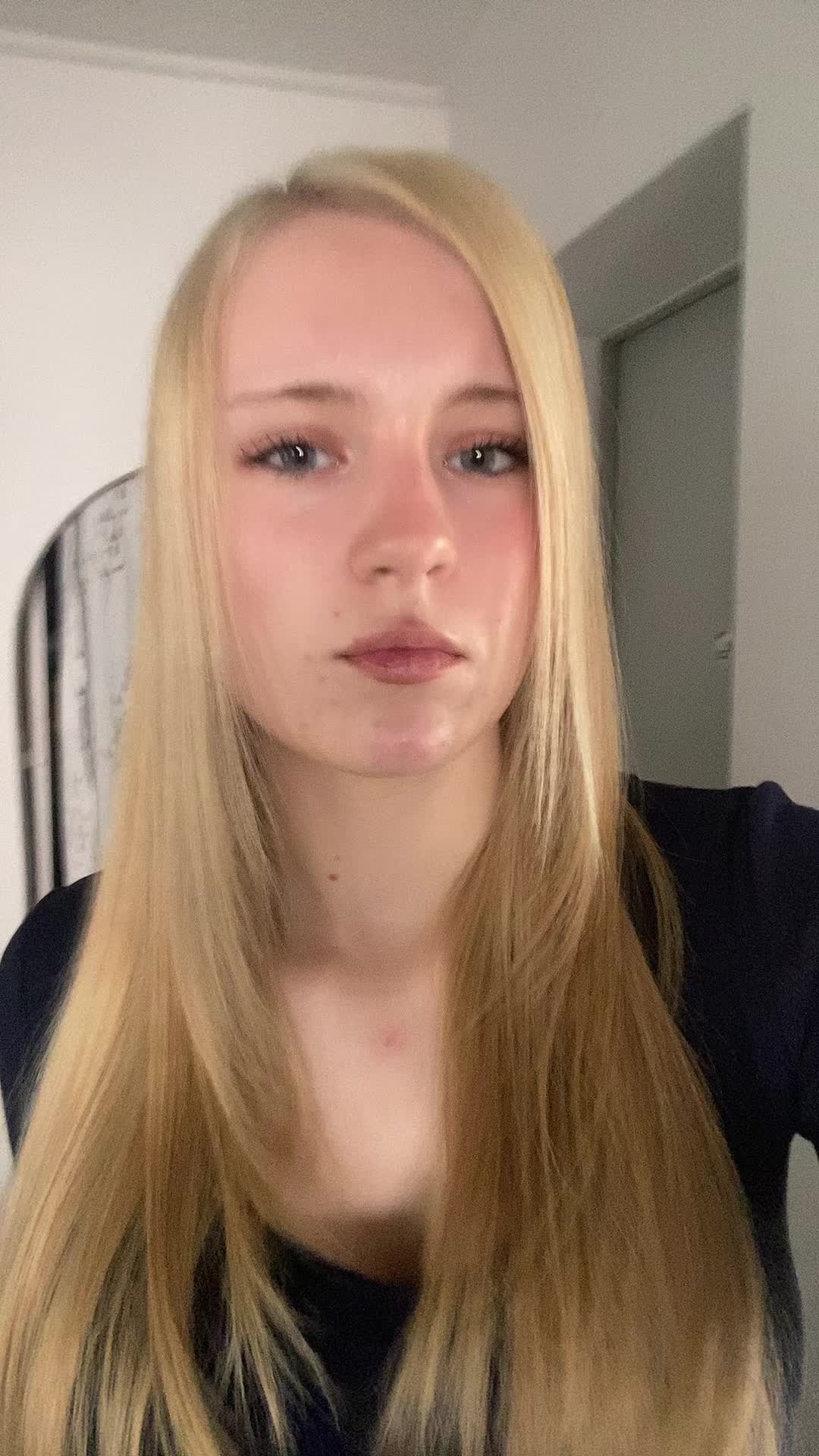 @𝒜𝓃𝓃𝒾⁸⁸⁸