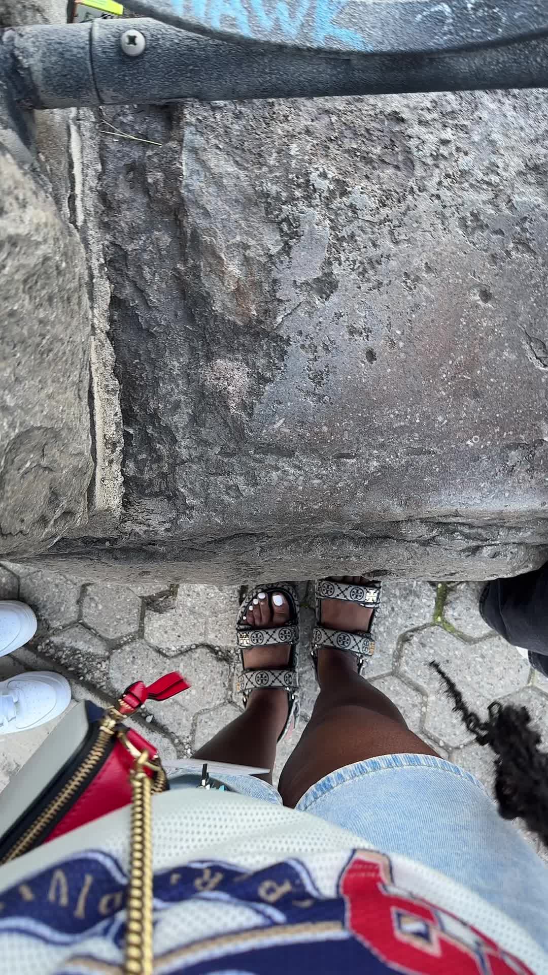 @Thee Laquaine