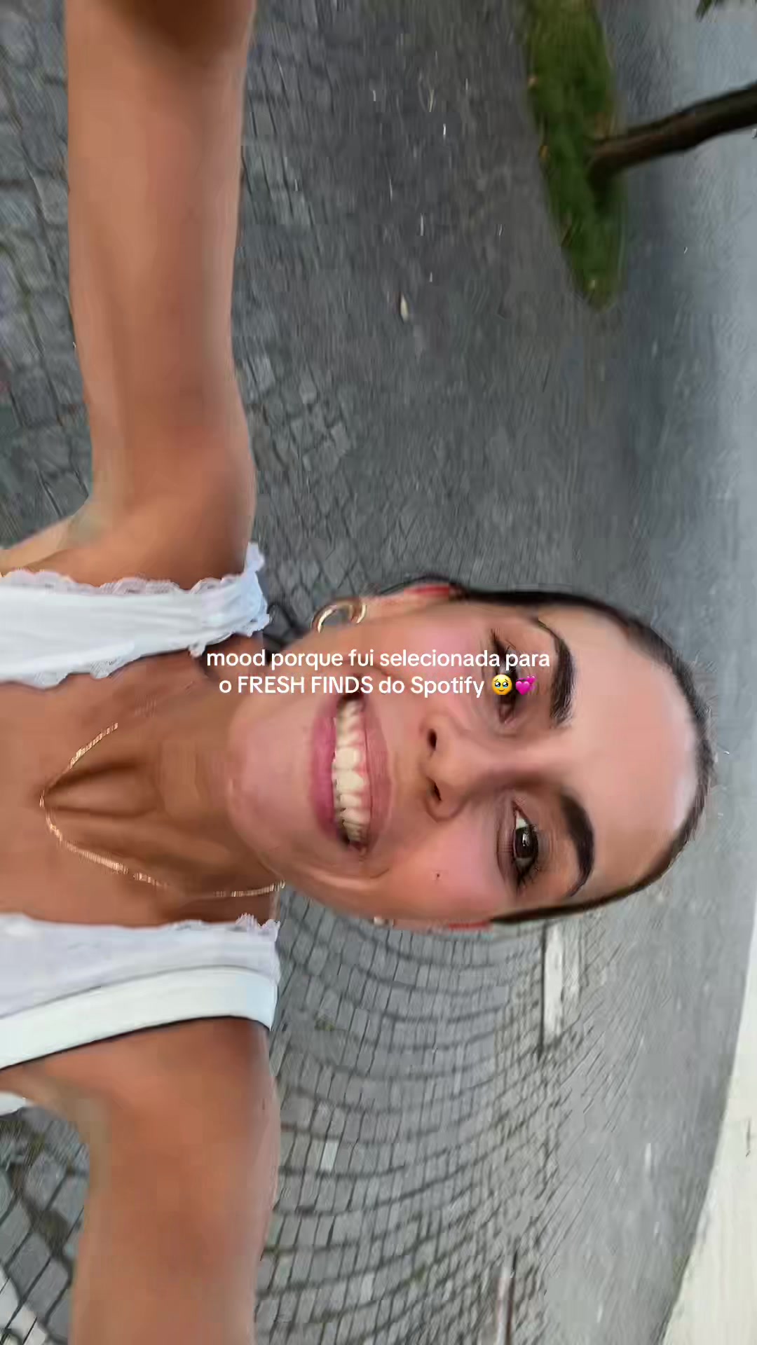 @mia.benita