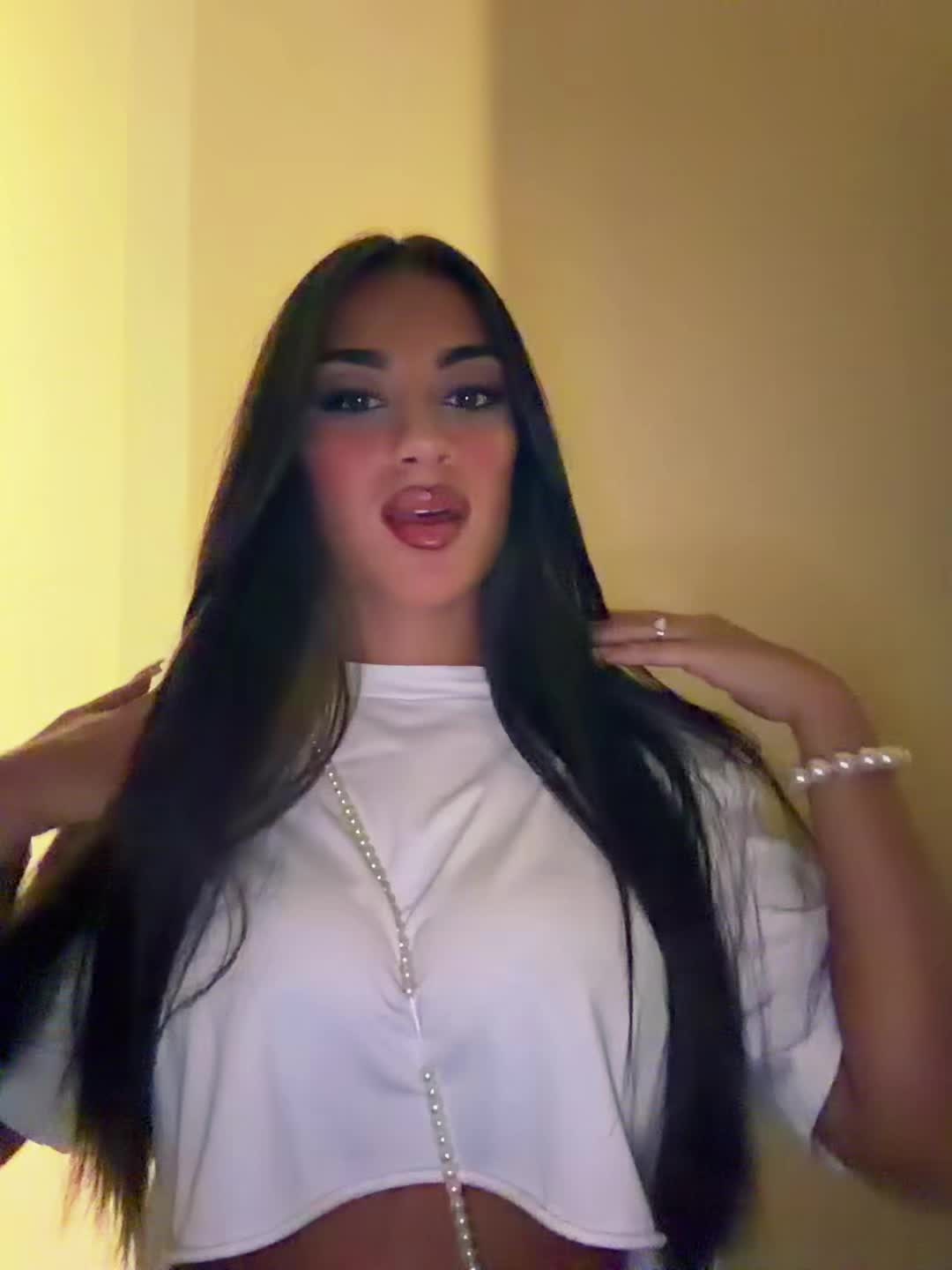 @Sabr&yacute;_Caruso