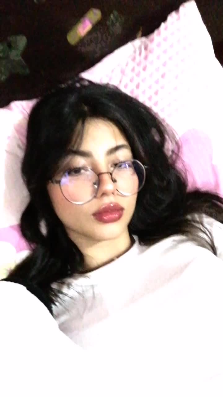 @Ashley Bravo🍒