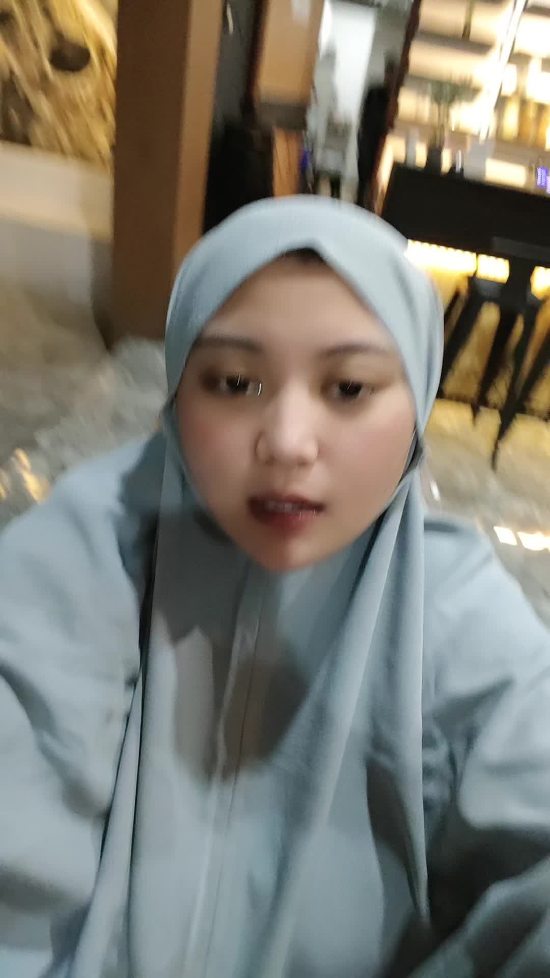 @Nadya Arison