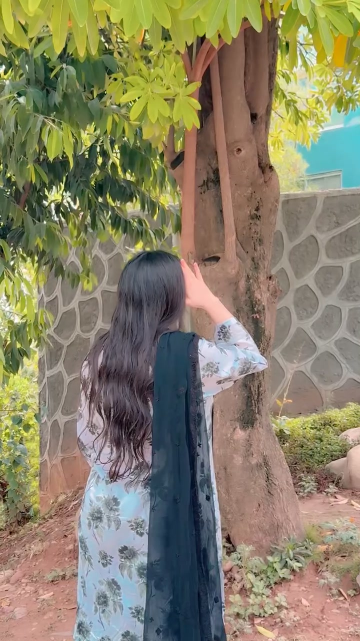 @Laila Khan