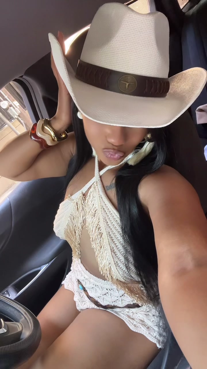 @jassfineass_