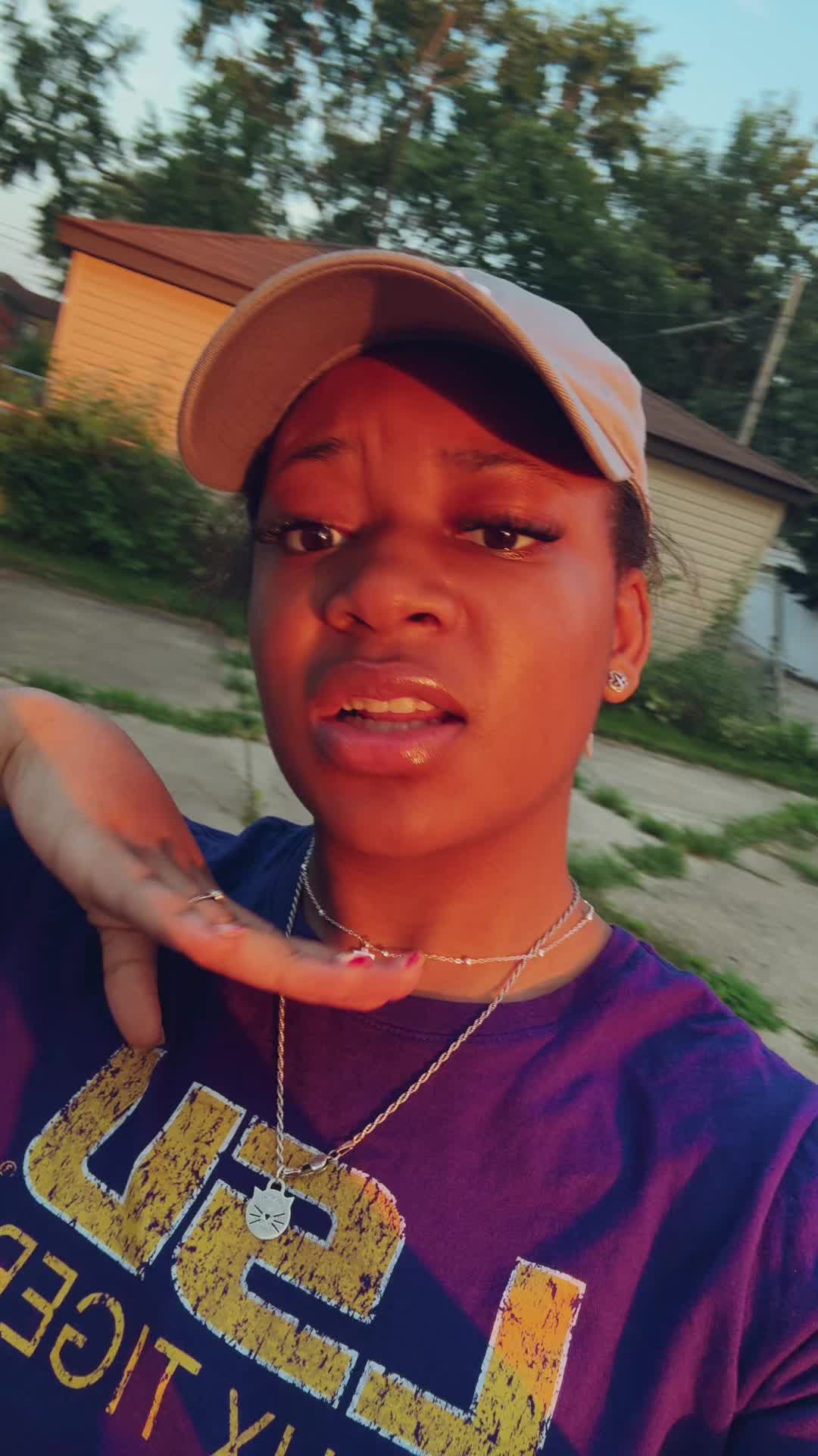 @T