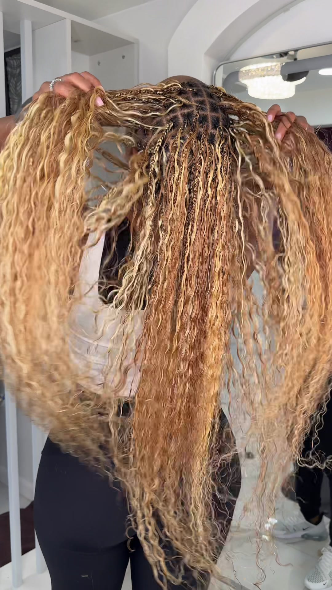 @Bora luxury hair llc