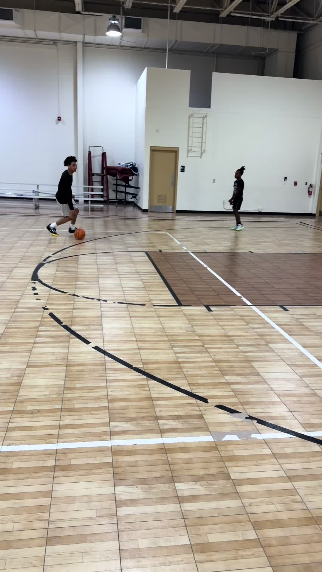 @whynotsiahh