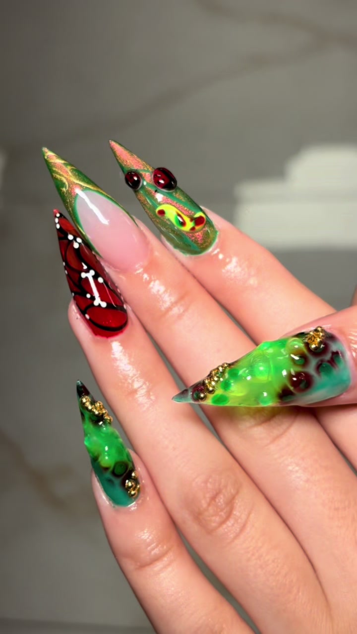 @nailartistnayy_