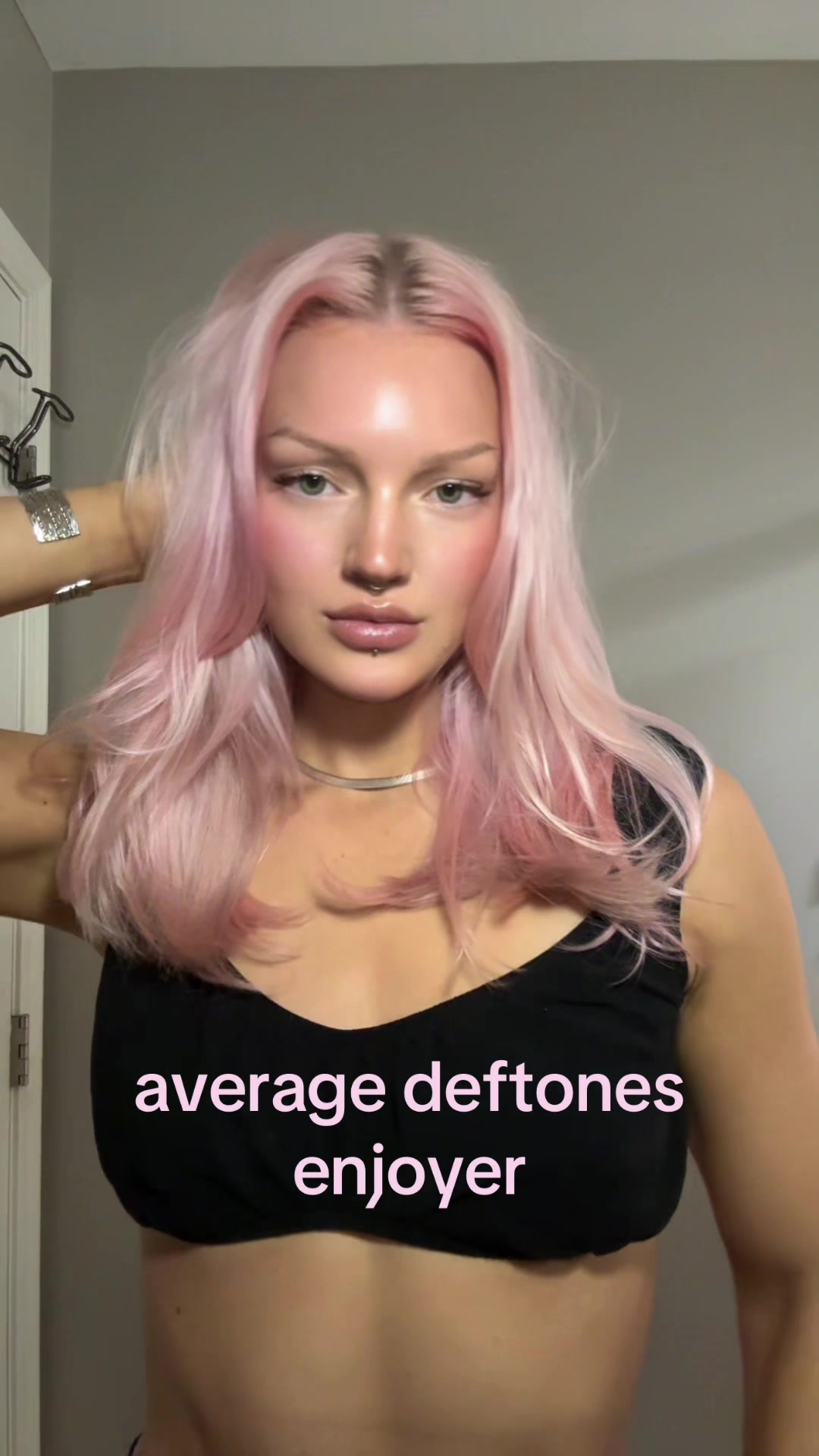 @nonamefae