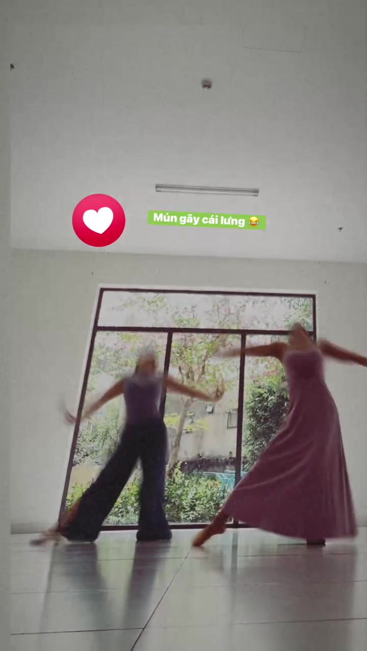 @&Aacute;nh Ngọc Nguyễn