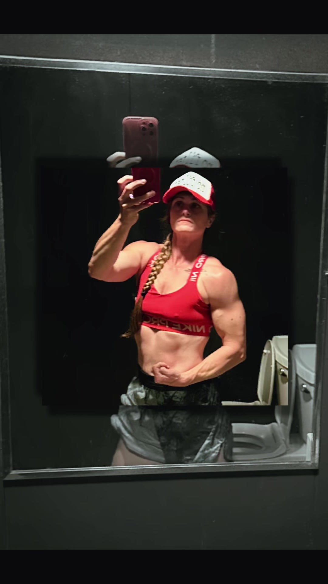 @Carri | MuscleMom