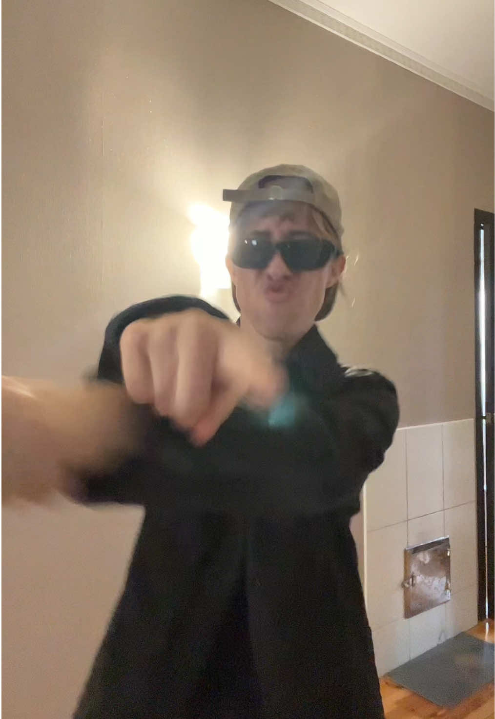 @lizzel