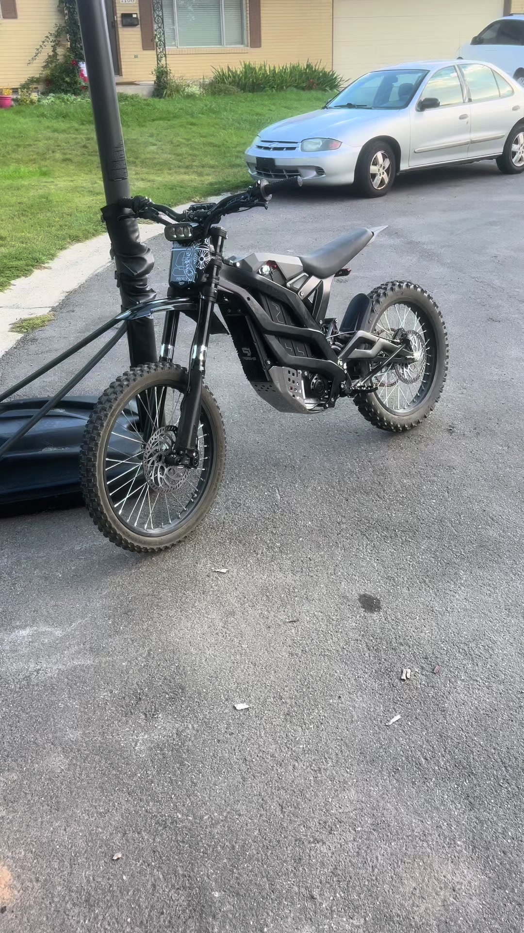 @Joe_q.20🔋