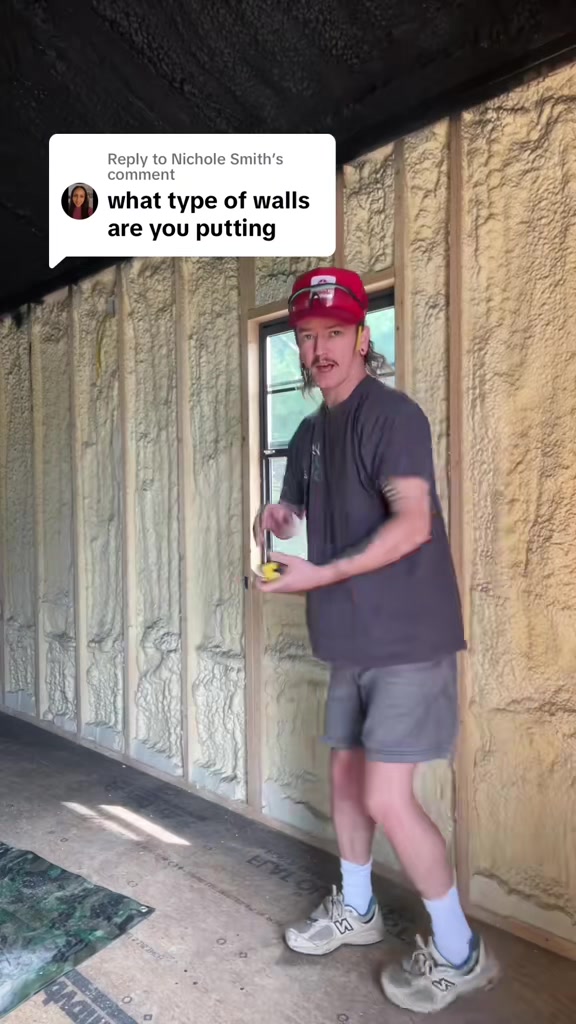 @TINY HOUSE JACK