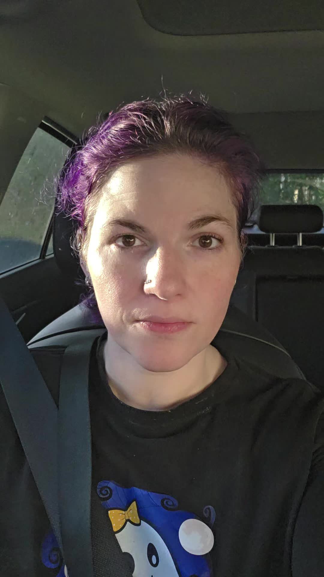 @GlitterGothQueen