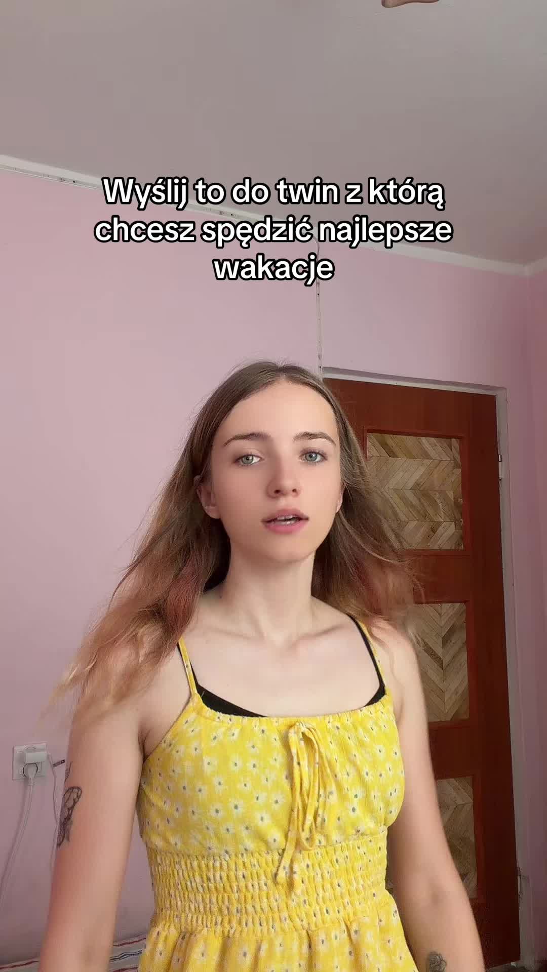 @Asiunia