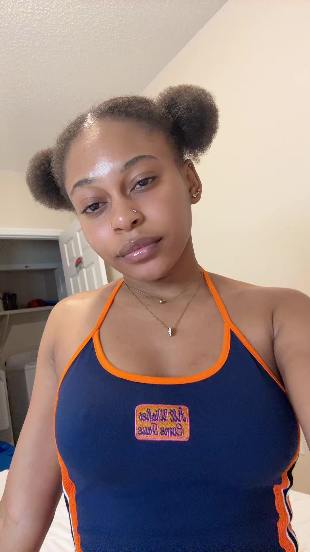 @Emily🖤👤