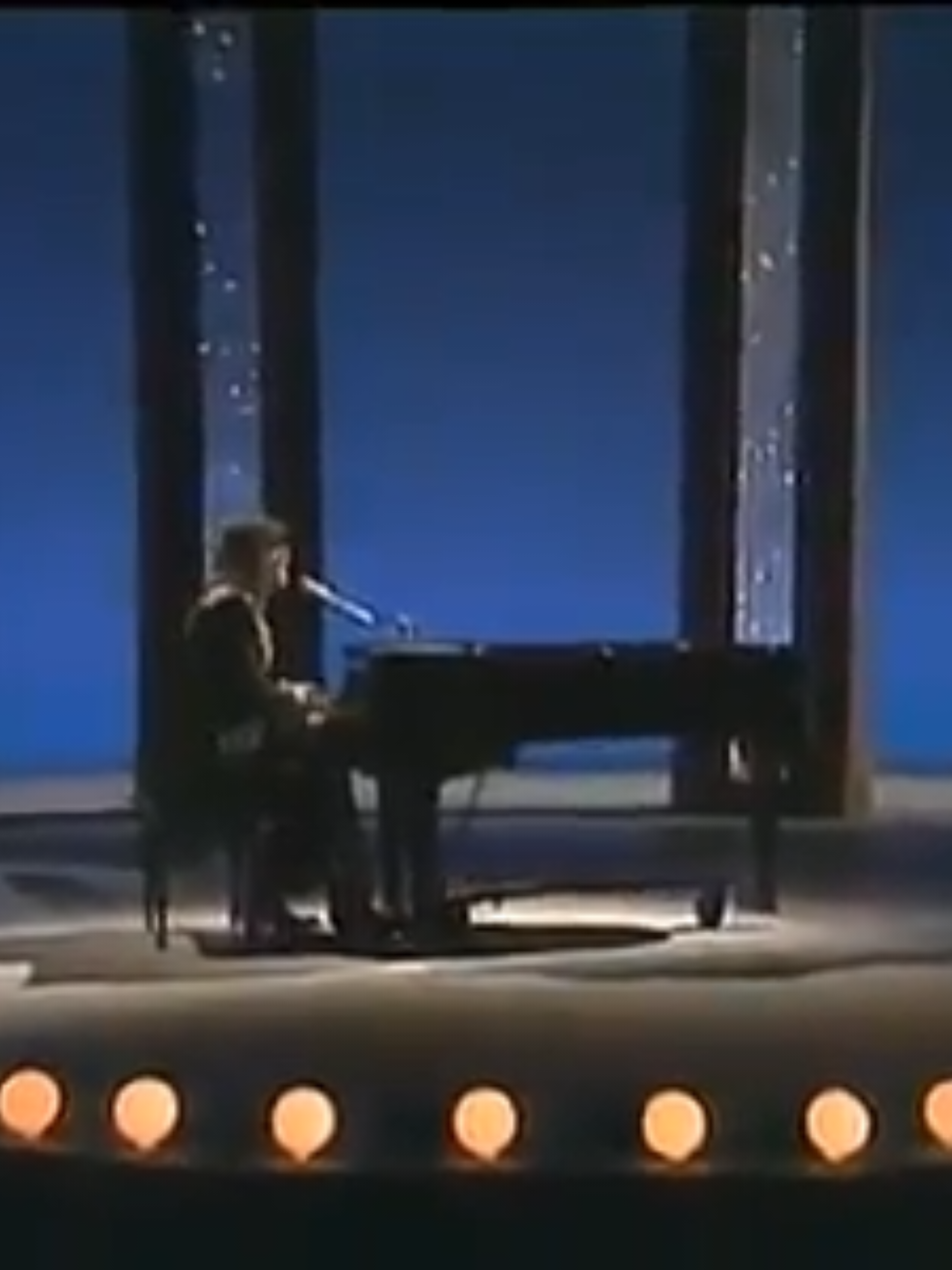 @Ronnie Milsap Official