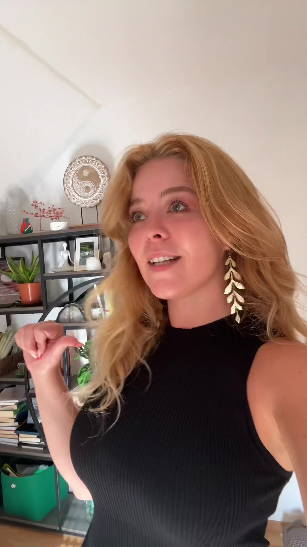 @Sandy🎙️